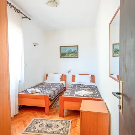 Apartment Valsabbion With Pool Pjescana Uvala